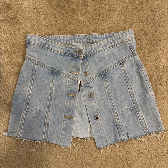 PrettyLittleThing Light Blue Denim Skirt - Picture 1 of 6
